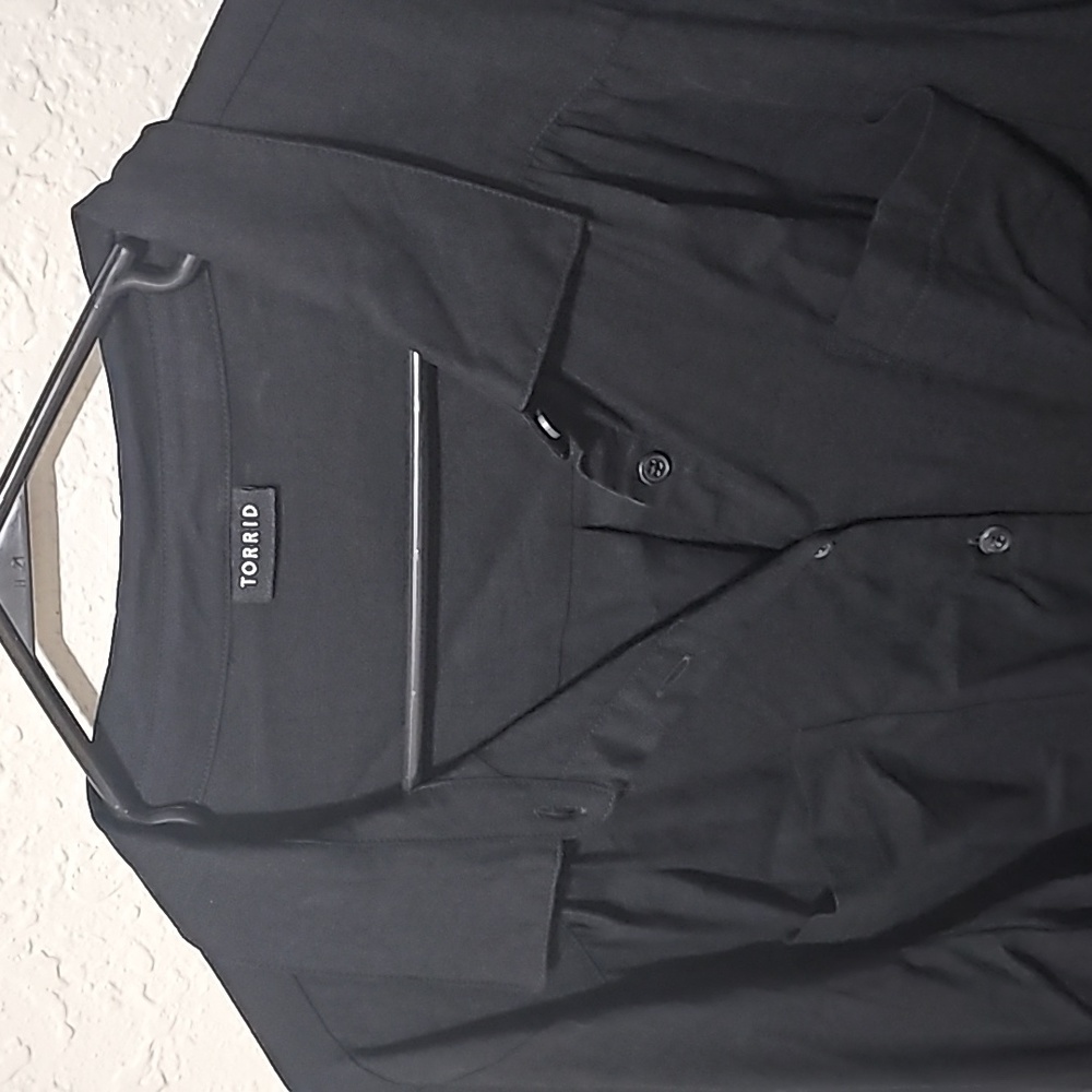 Torrid button down - Picture 2 of 2